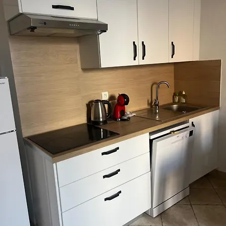 2 Rooms, Old Town