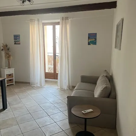 Apartment 2 Rooms, Old Town