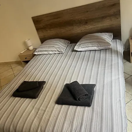 Apartment 2 Rooms, Old Town *