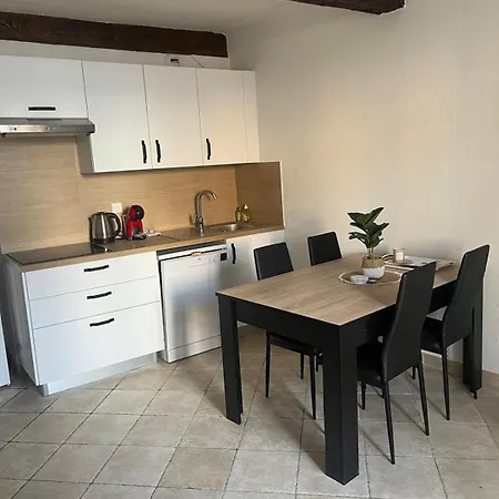 Apartment 2 Rooms, Old Town *